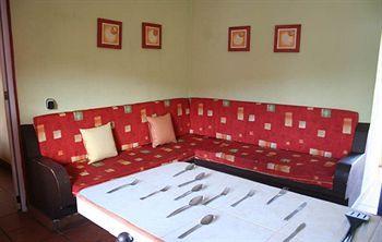 Hotel Villa Flores ริงกอน เด กัวยาบิโตส ภายนอก รูปภาพ